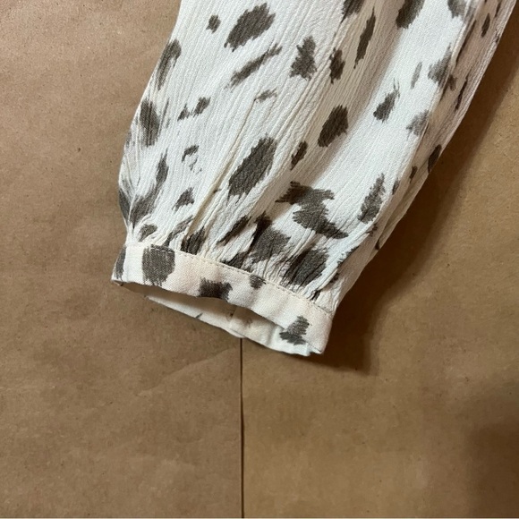 Rails | Lydia Top in Puma Ruffle Neck Tie Popover Top Rayon Chiffon Size S - Picture 7 of 13